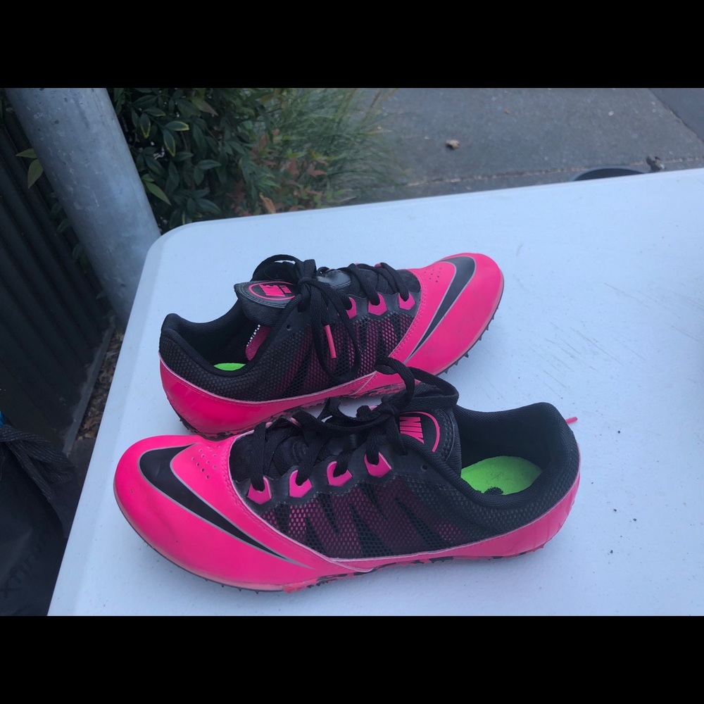 Women’s track shoes